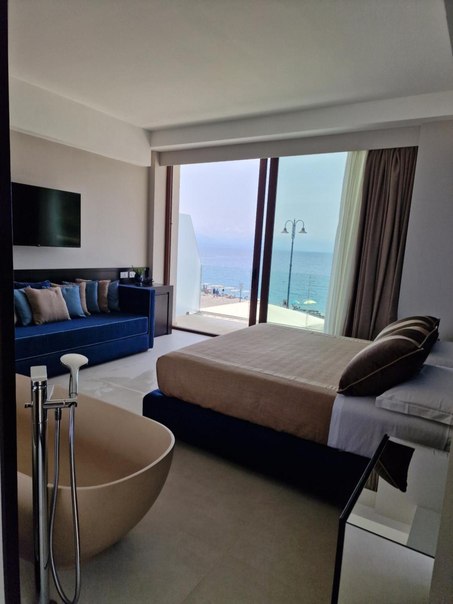 Ngonia Bay Boutique Hotel 米拉佐 外观 照片